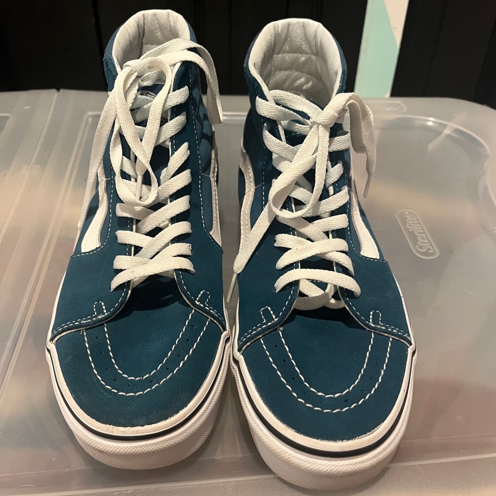 Vans size 9men/10.5women